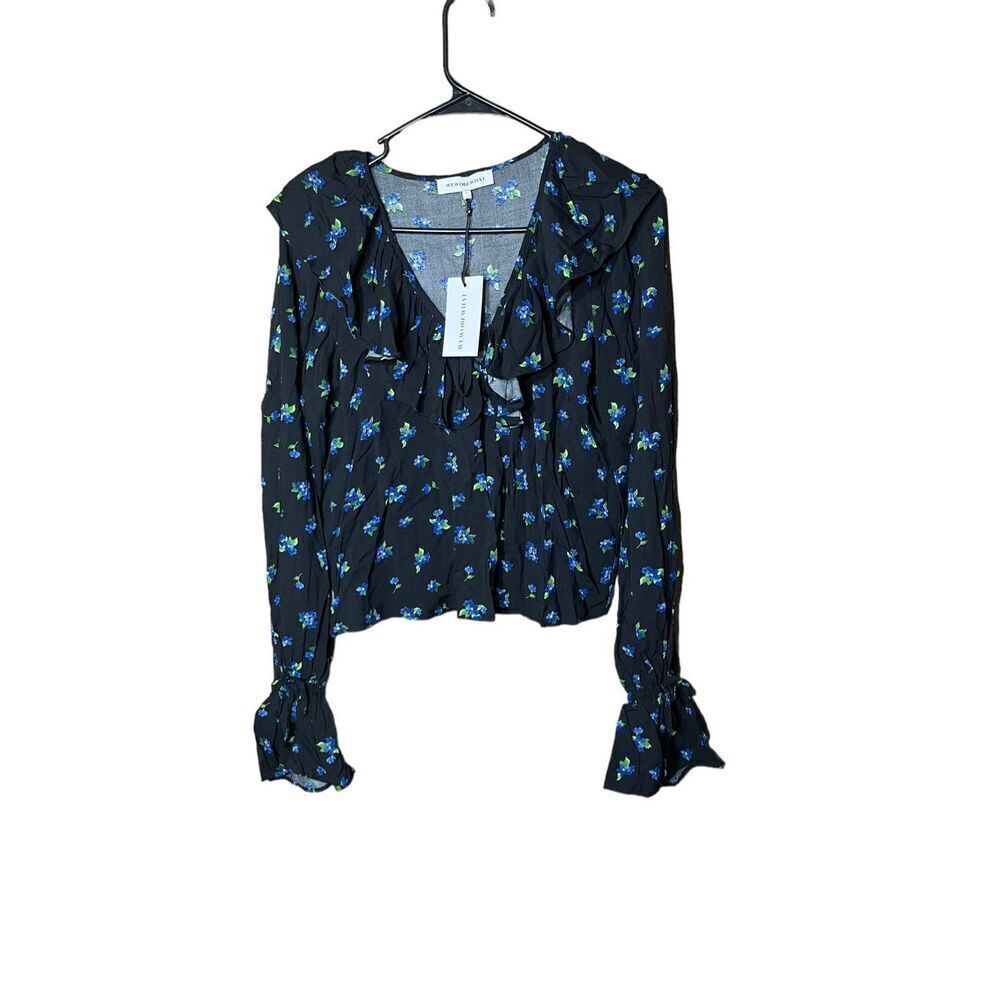 WeWoreWhat NWT Ruffle Blouse Size Small‎